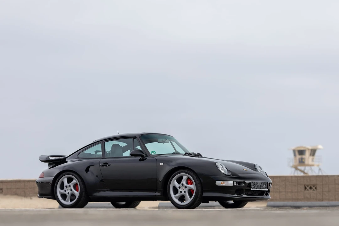 1997 Porsche 993 Carrera 4S - Image 11 of 31