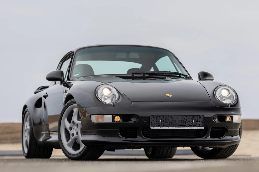 1997 Porsche 993 Carrera 4S - Image 9 of 31