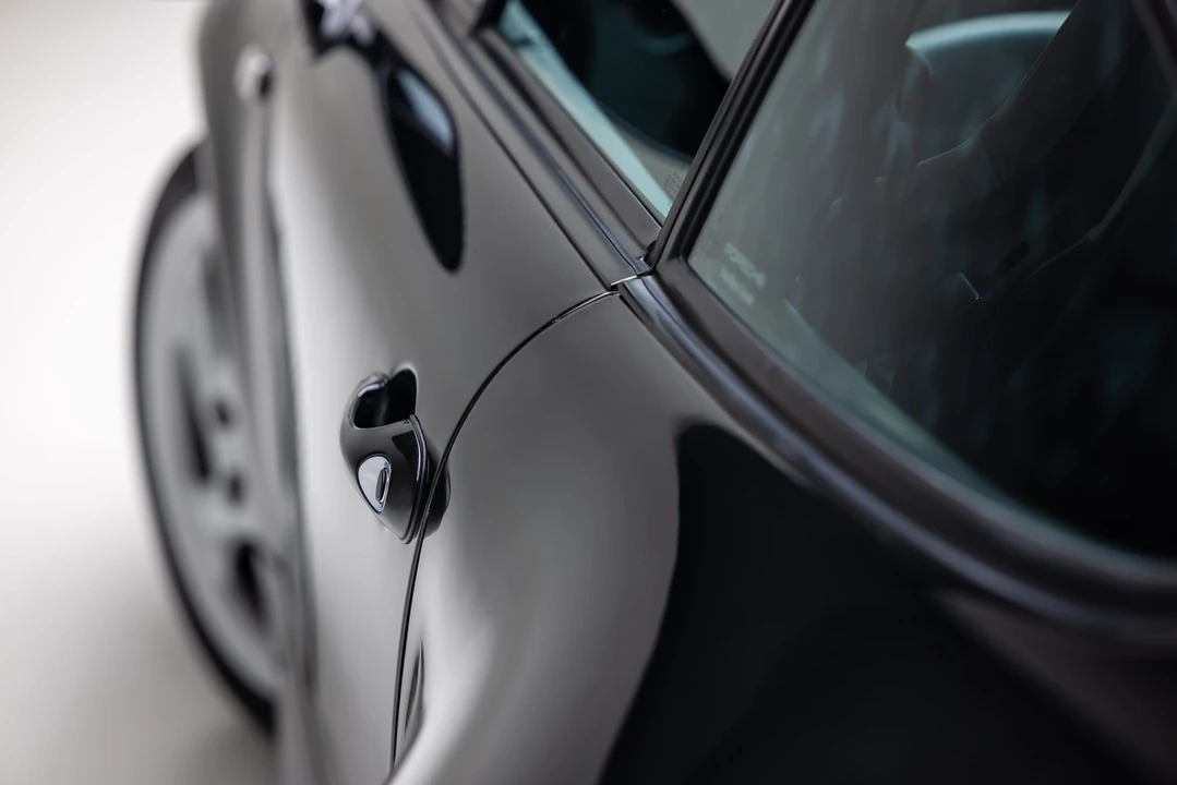 1997 Porsche 993 Carrera S - Image 28 of 31