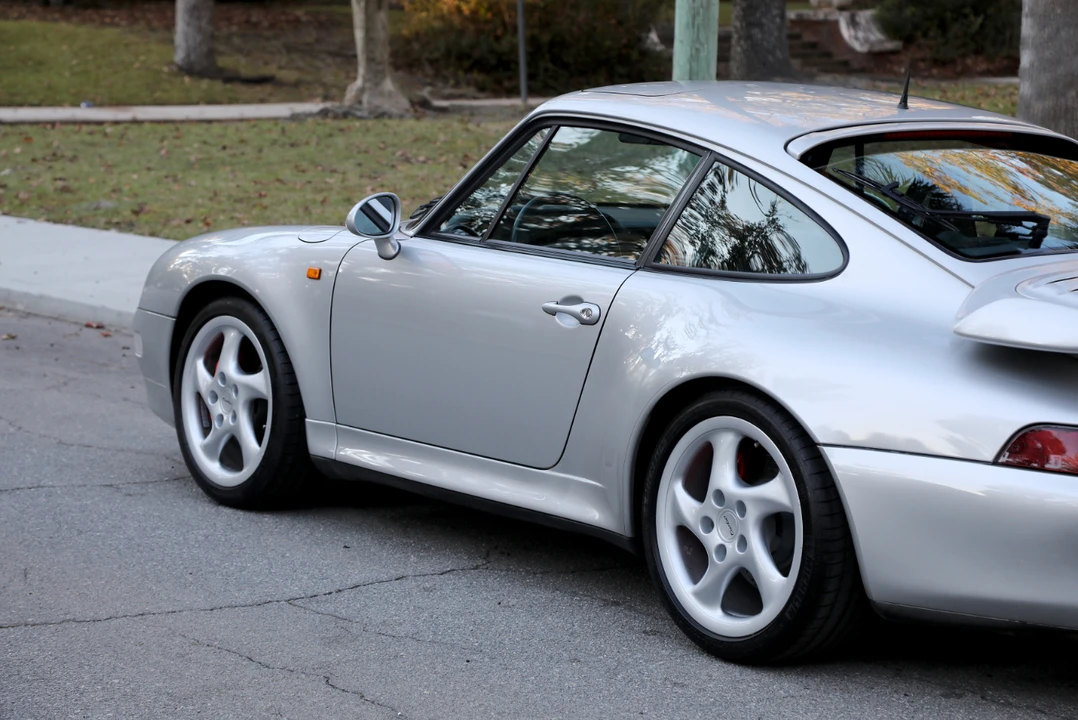 1997 Porsche 993 Turbo - Image 23 of 31