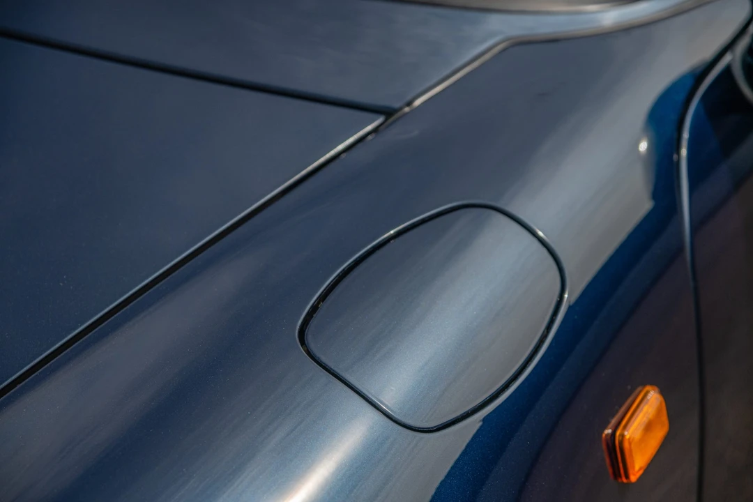 1998 Porsche 993 Carrera 4S - Image 13 of 31