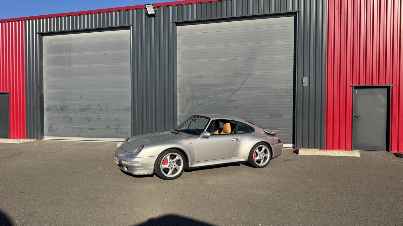 1998 Porsche 993 Turbo - Image 25 of 31