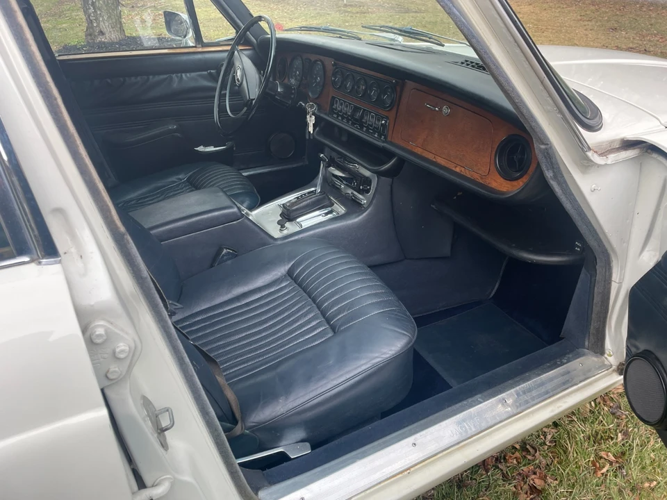 1973 Jaguar XJ Series 1 - Image 9 of 16