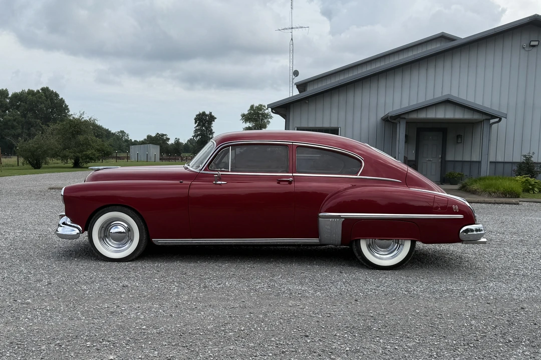 1959 Oldsmobile 88 - Image 4 of 31