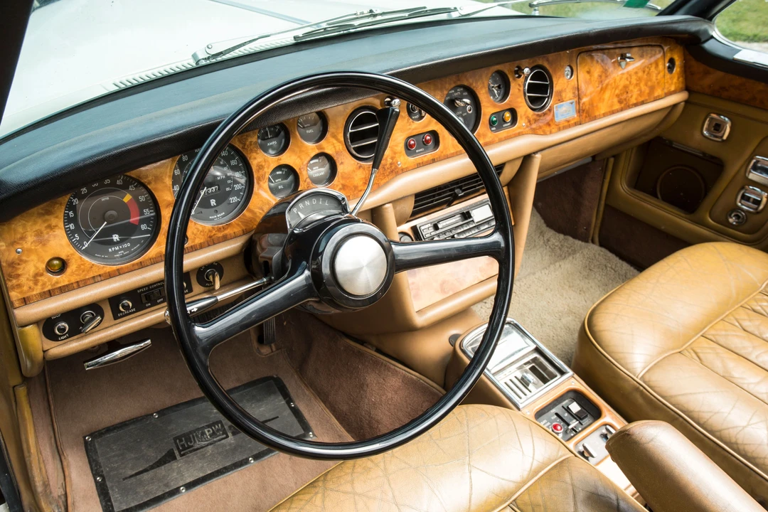 Rolls-Royce Corniche Series I - Image 7 of 15