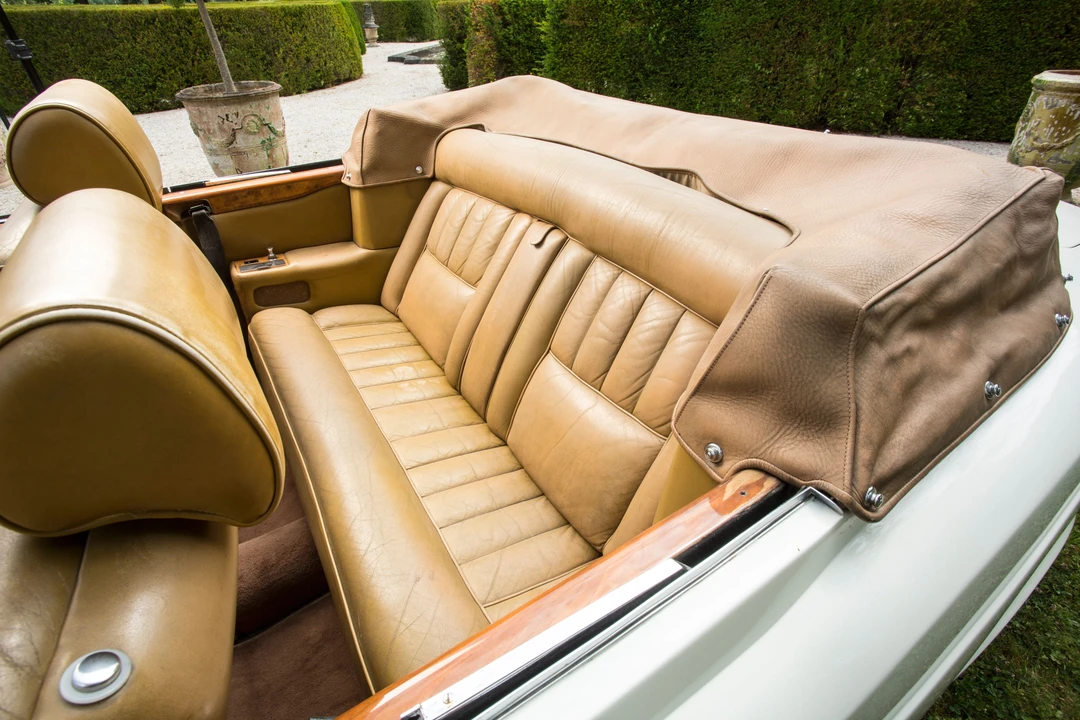 Rolls-Royce Corniche Series I - Image 12 of 15