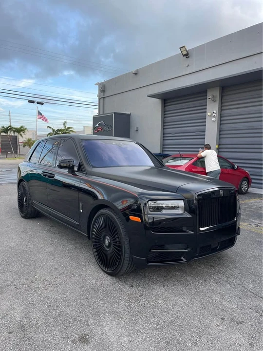 Rolls-Royce Cullinan - Image 2 of 7