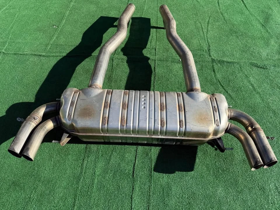 2017 Parts & Memorabilia Mechanical Components - Image 2 of 5