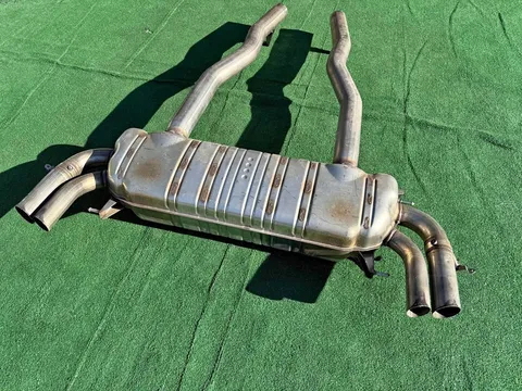 Rolls Royce Cullinan RR Exhaust Muffler OEM 2017-2022