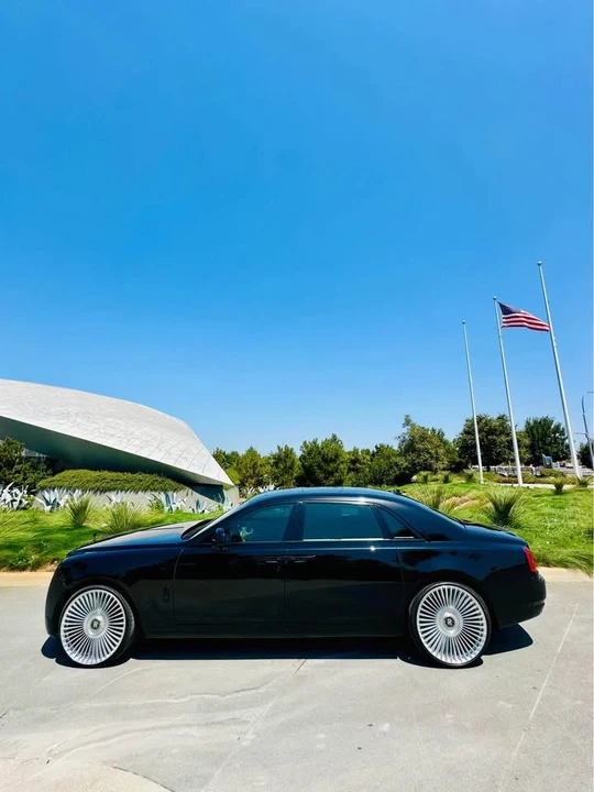 2012 Rolls-Royce Ghost 1st Gen - Image 2 of 10