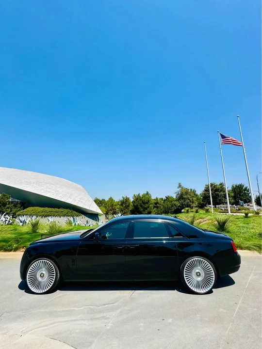 2012 Rolls-Royce Ghost - Image 2 of 10