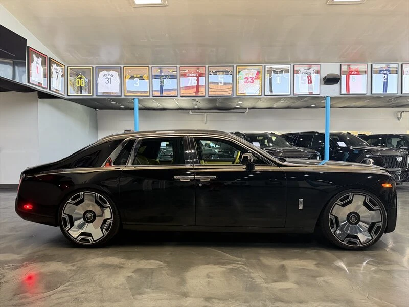 2022 Rolls-Royce Phantom VIII - Image 5 of 20