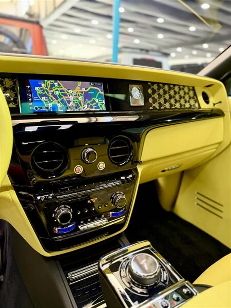 2022 Rolls-Royce Phantom VIII - Image 11 of 20