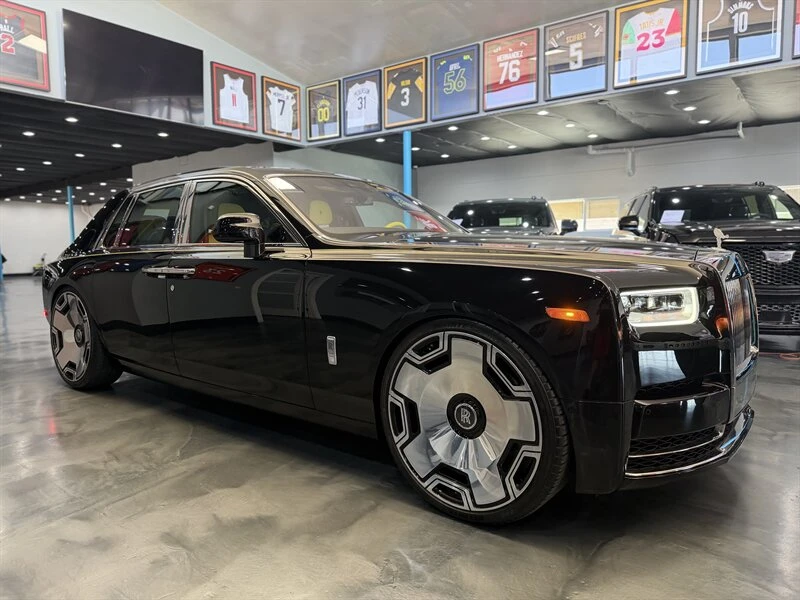 2022 Rolls-Royce Phantom VIII - Image 4 of 20