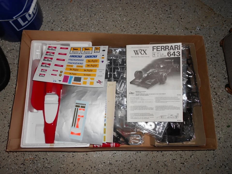 Parts & Memorabilia Scale Models - Image 2 of 2