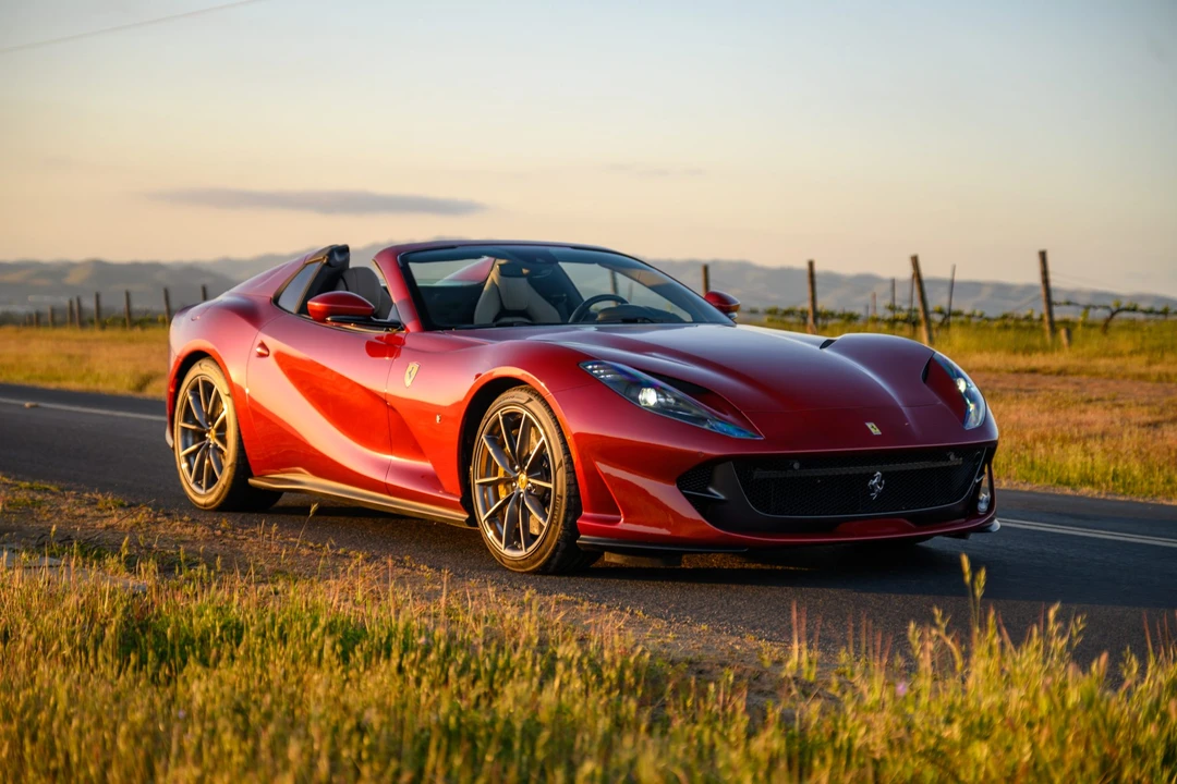 2022 Ferrari 812 GTS - Image 14 of 31