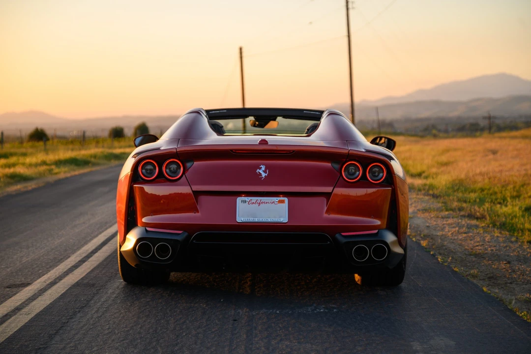 2022 Ferrari 812 GTS - Image 24 of 31