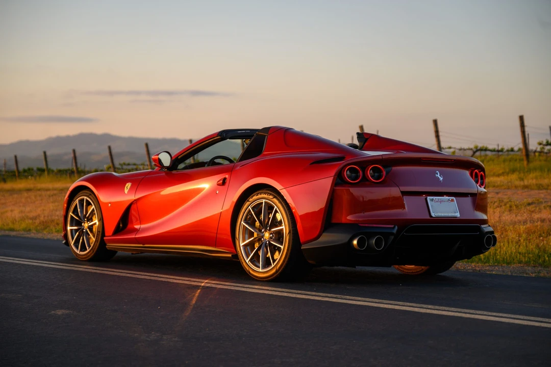 2022 Ferrari 812 GTS - Image 20 of 31