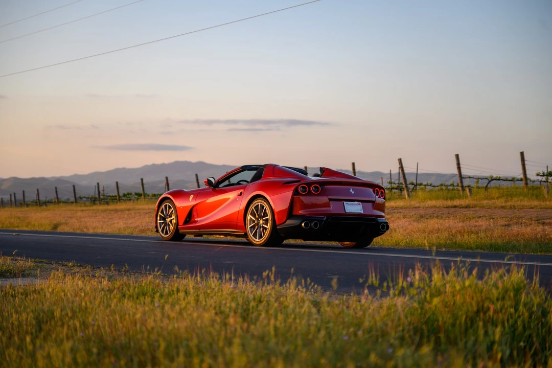 2022 Ferrari 812 GTS - Image 19 of 31