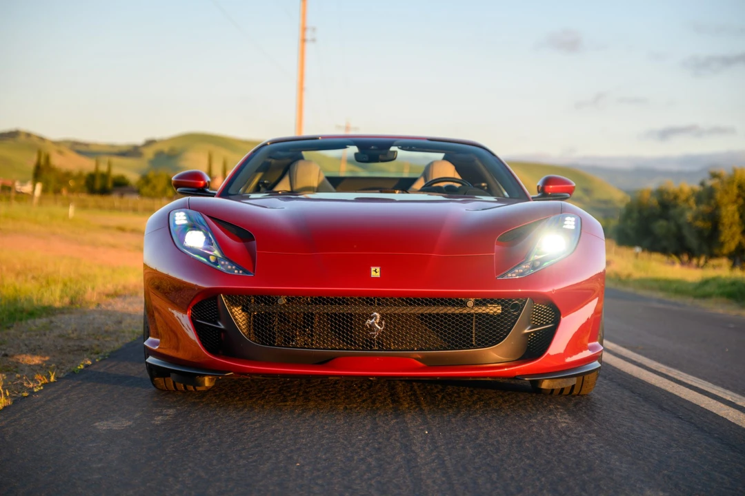 2022 Ferrari 812 GTS - Image 7 of 31