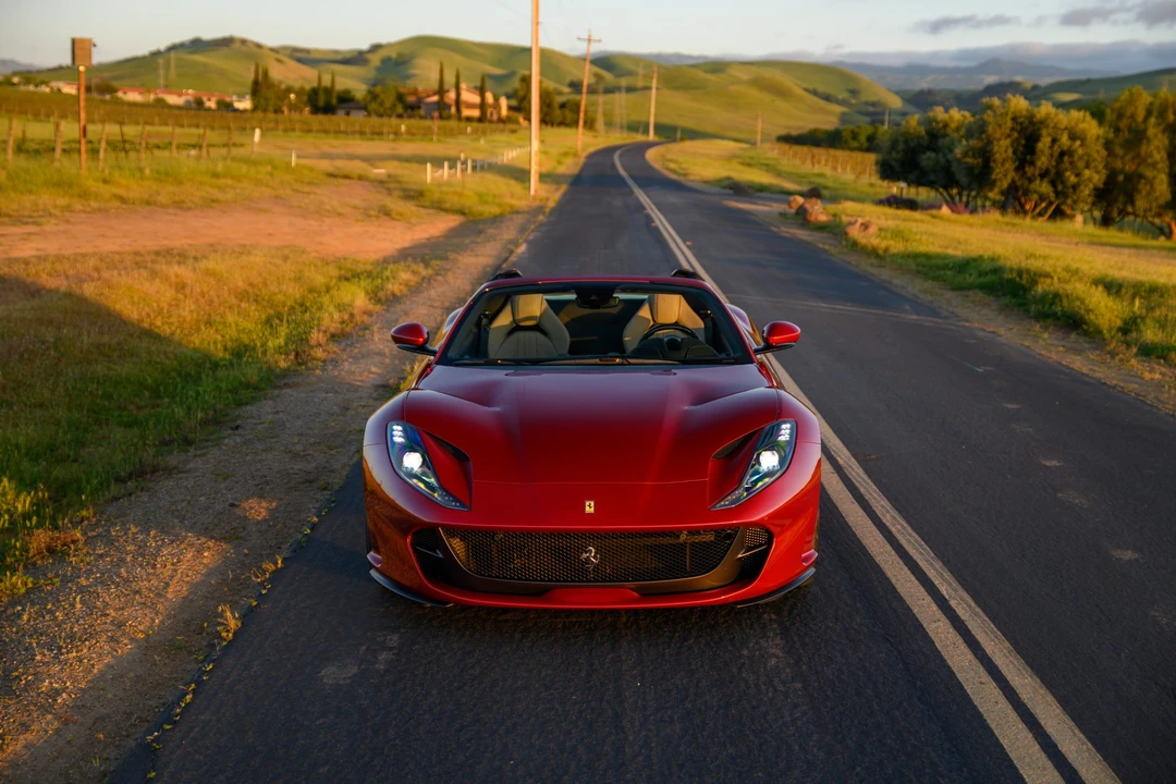 2022 Ferrari 812 GTS - Image 10 of 31