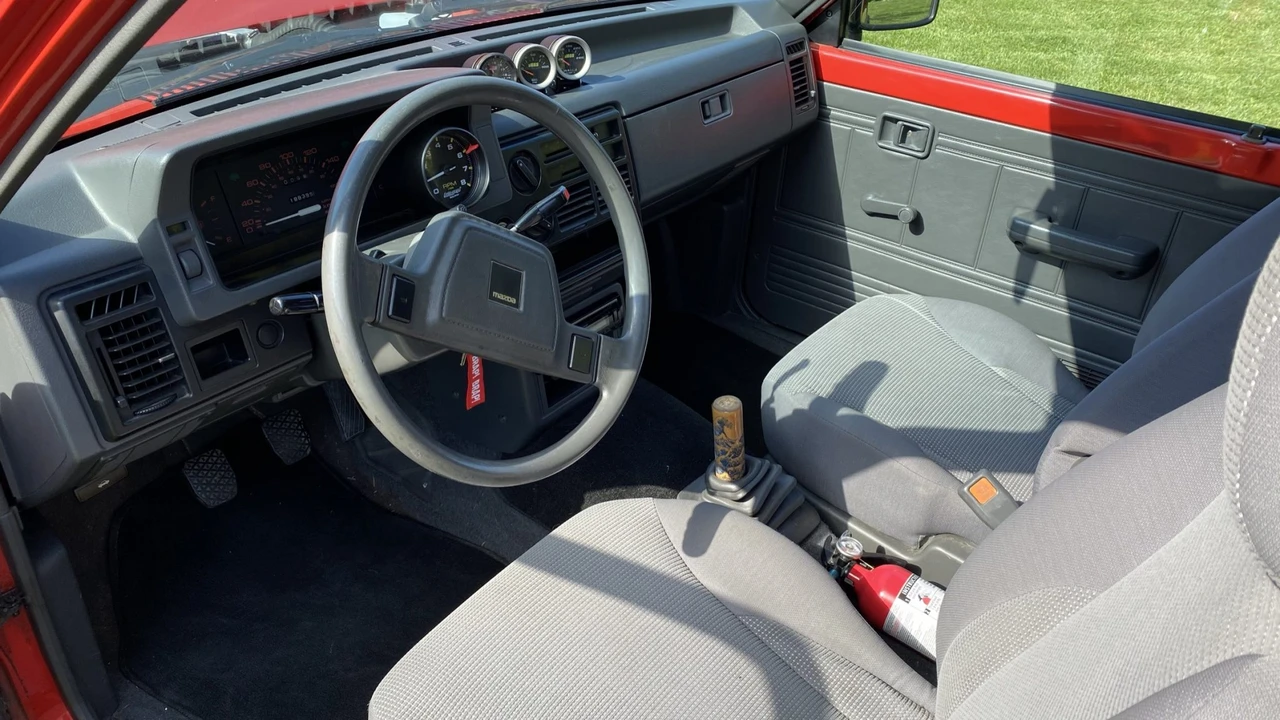 1990 Mazda B Series 4th Gen - Image 17 of 31