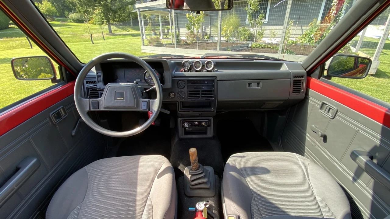 1990 Mazda B Series 4th Gen - Image 18 of 31