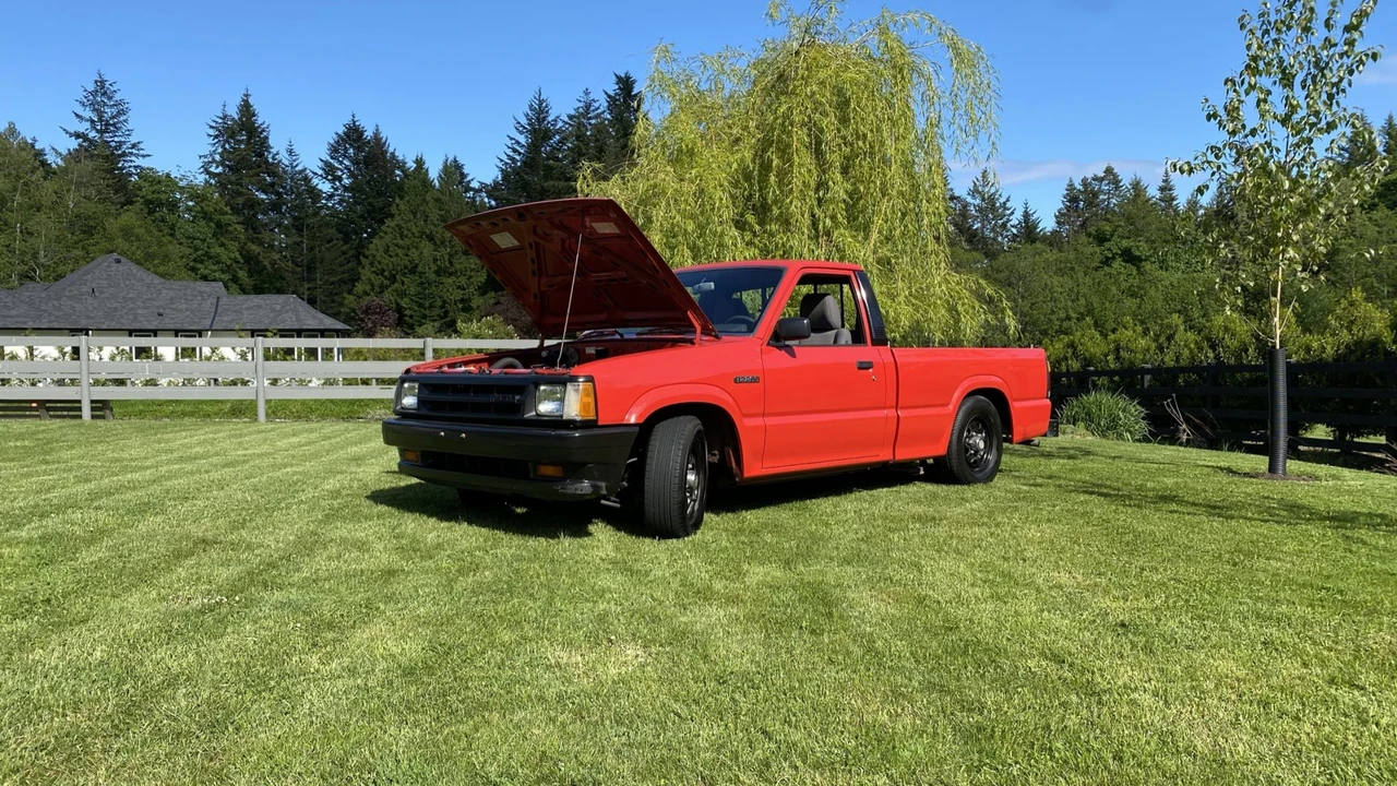 1990 Mazda B Series 4th Gen - Image 11 of 31