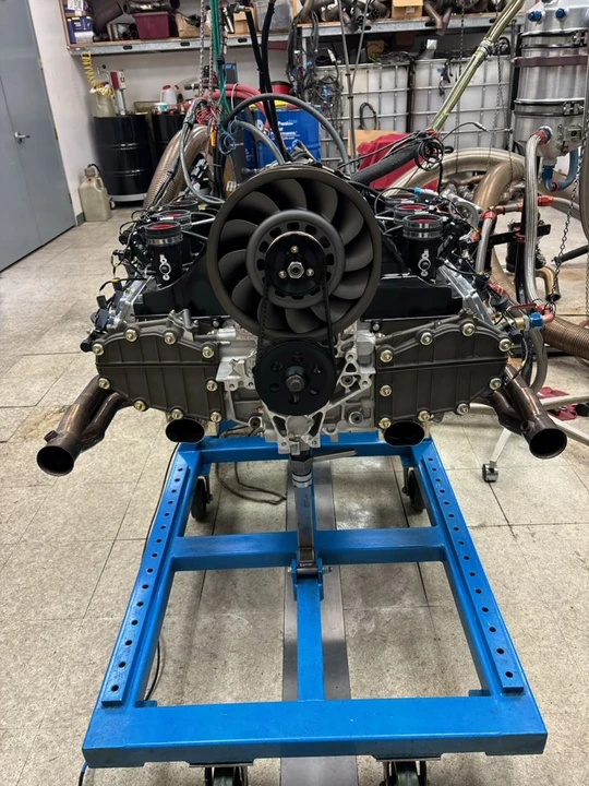 Parts & Memorabilia Engines - Image 28 of 31