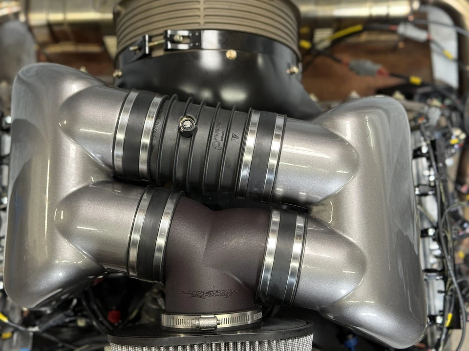 Parts & Memorabilia Engines - Image 14 of 31