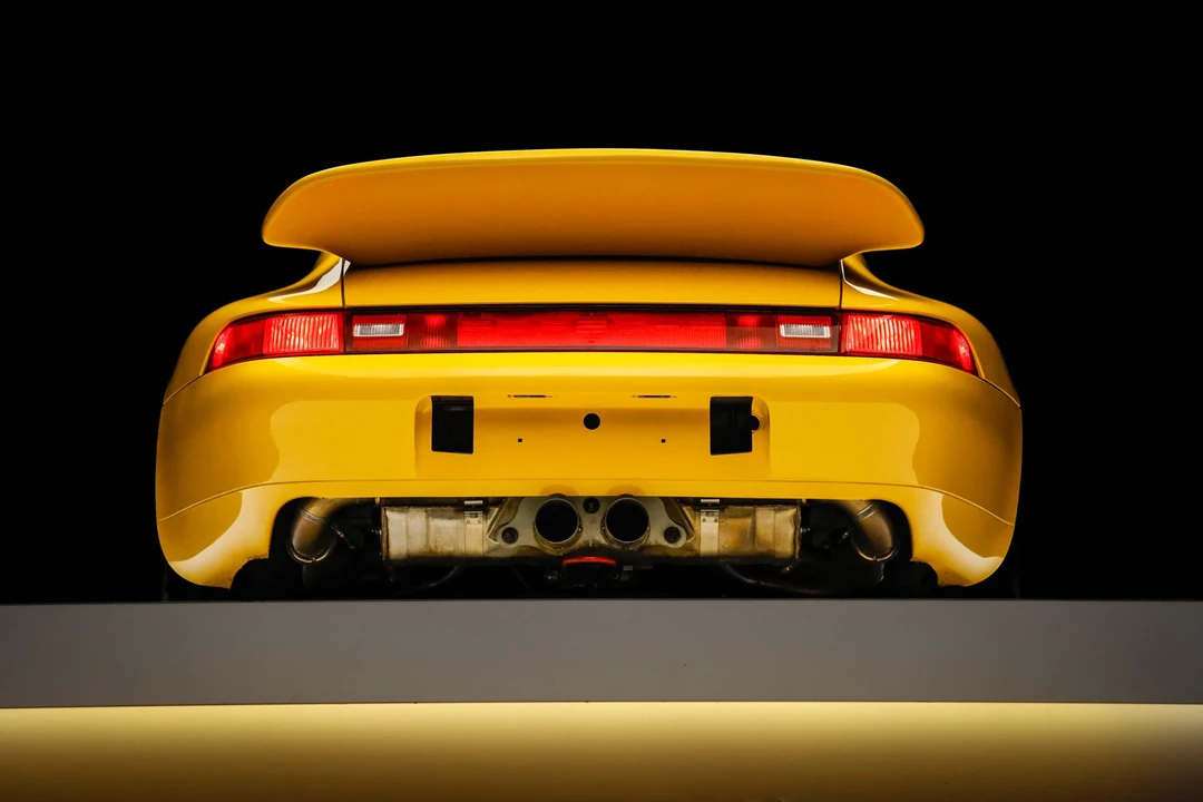 1995 Porsche 993 Carrera 4 - Image 26 of 31