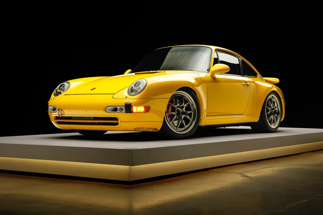 1995 Porsche 993 Carrera 4 - Image 13 of 31