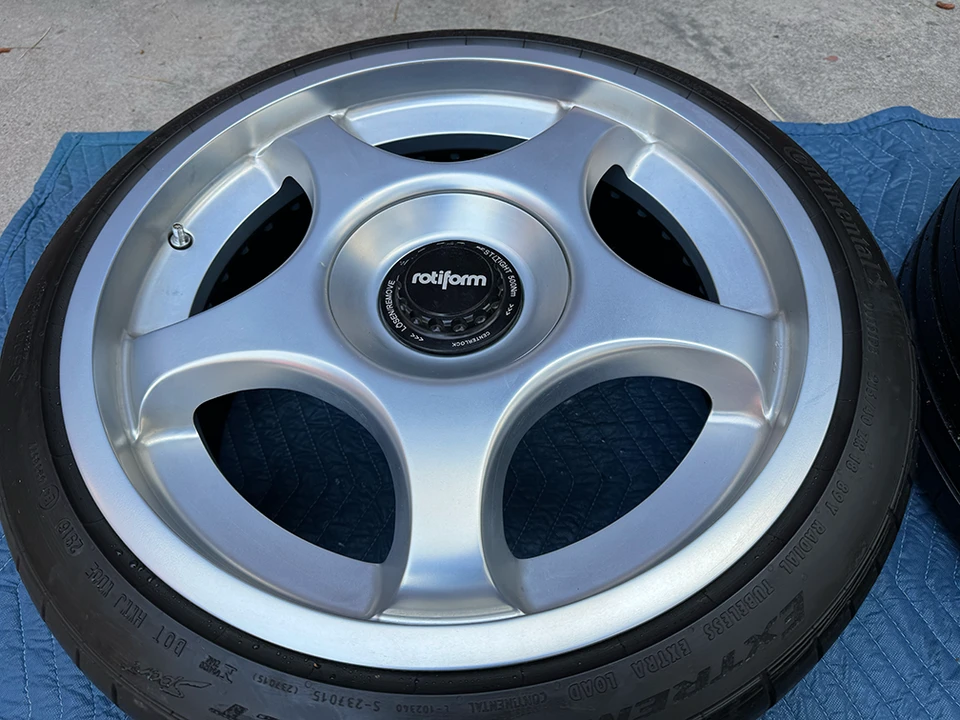 Parts & Memorabilia Other Wheels - Image 6 of 19