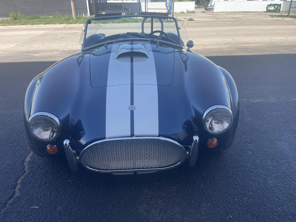 Shelby Cobra Replica - Image 4 of 31