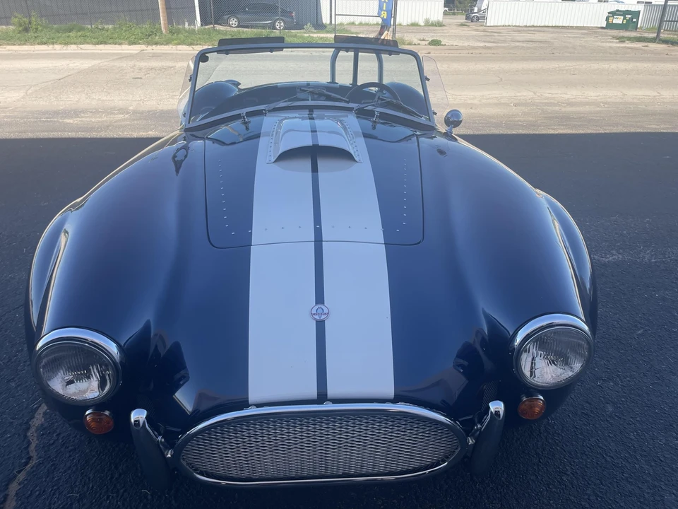 Shelby Cobra Replica - Image 5 of 31
