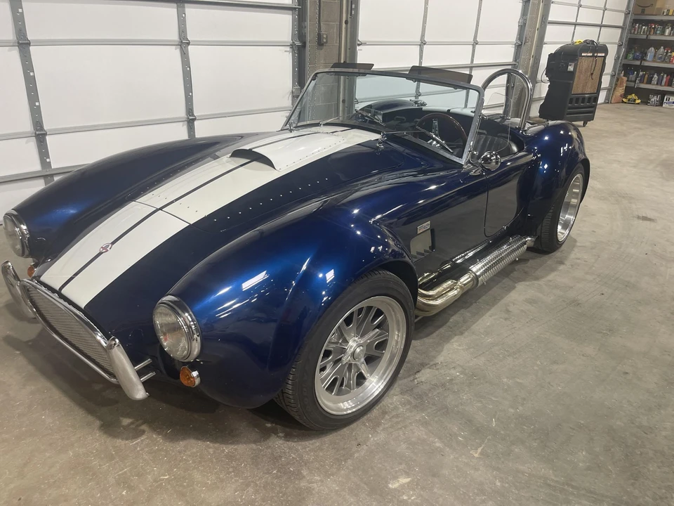 Shelby Cobra Replica - Image 2 of 31