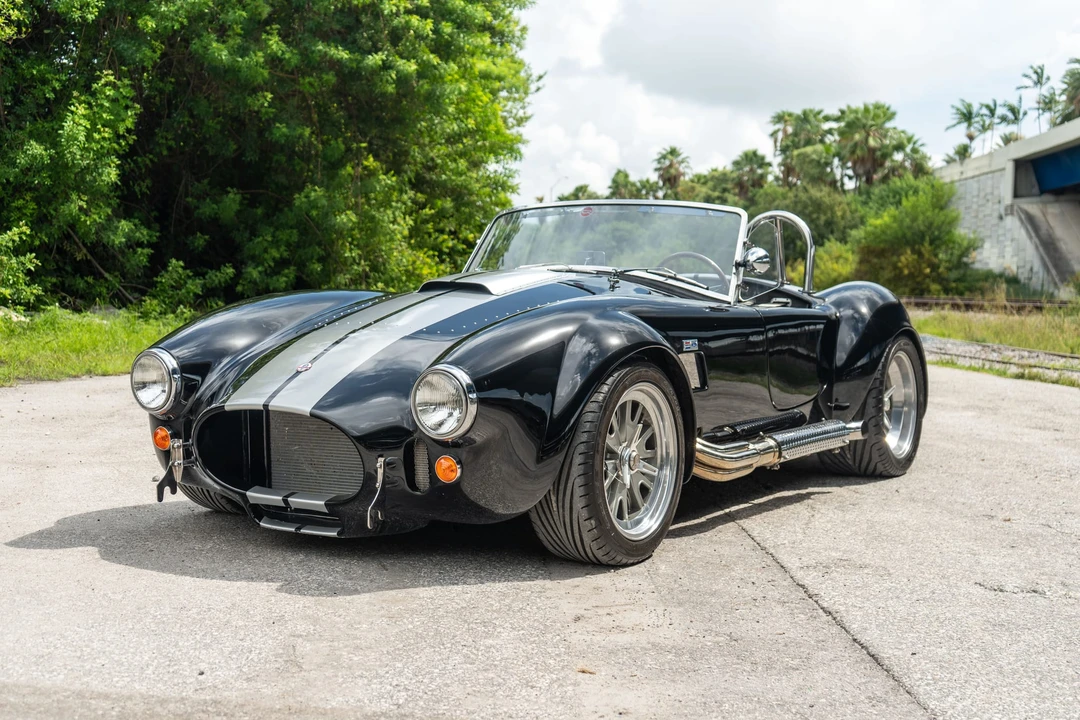 Shelby Cobra Replica - Image 6 of 31