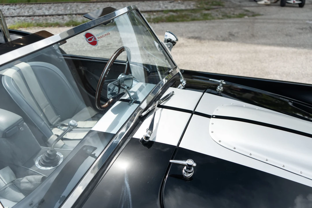 Shelby Cobra Replica - Image 24 of 31