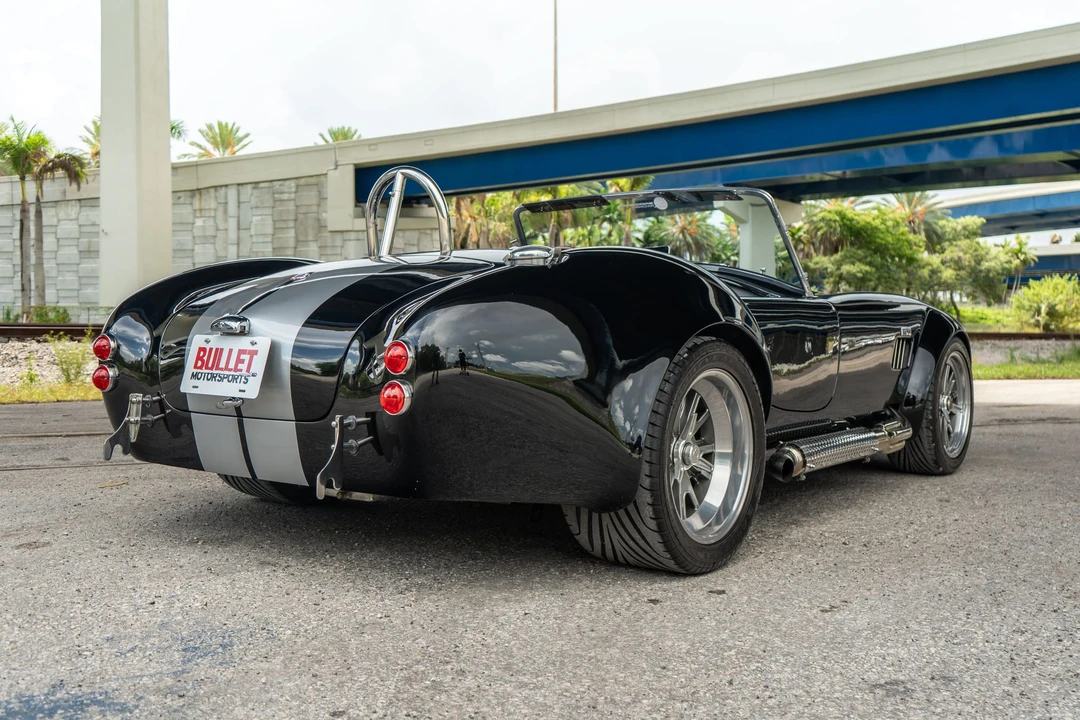 Shelby Cobra Replica - Image 13 of 31