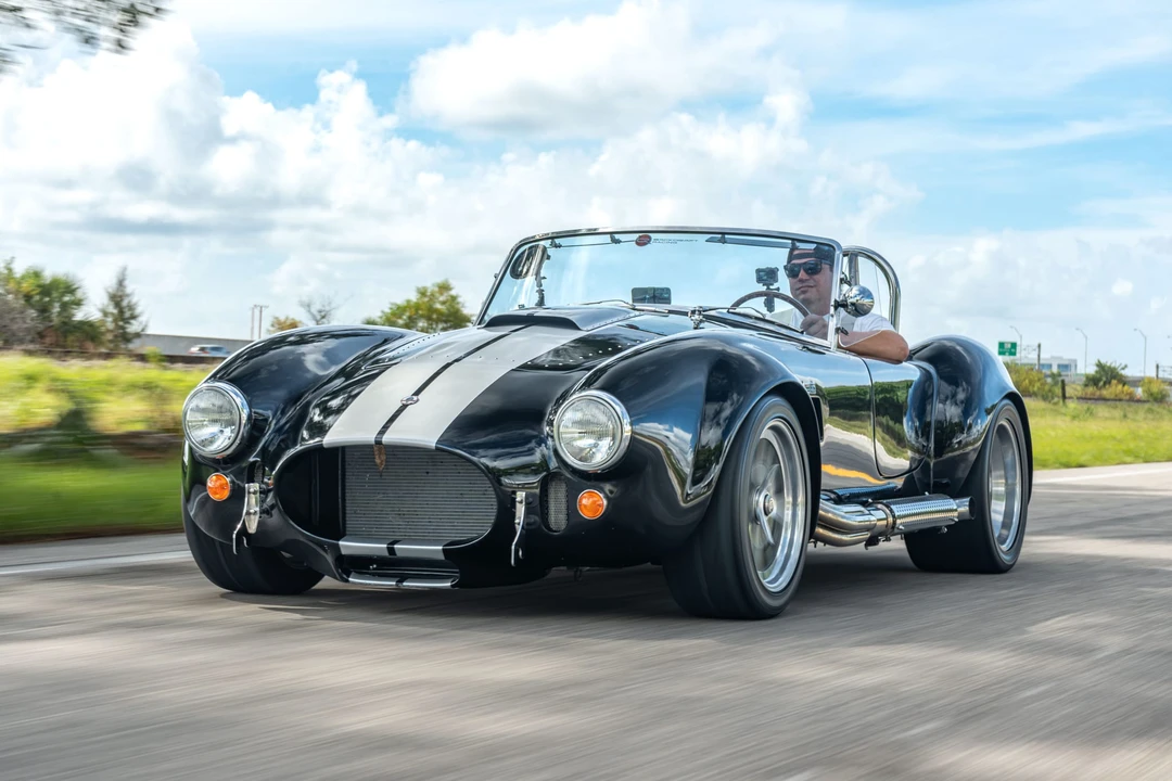 Shelby Cobra Replica - Image 18 of 31