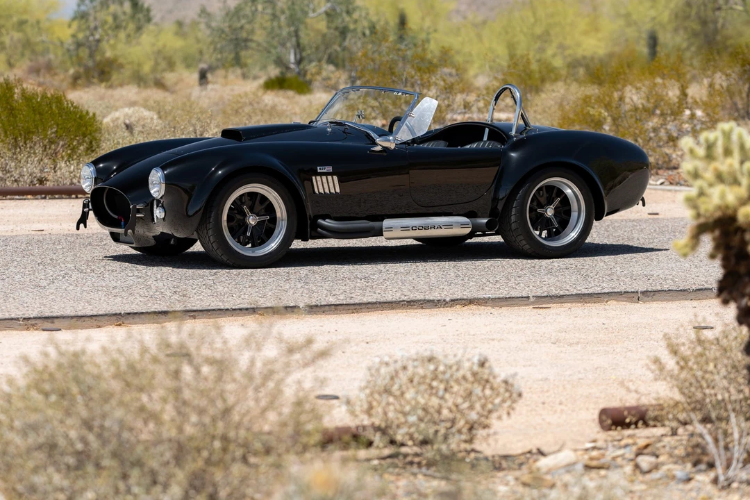 Shelby Cobra Replica - Image 28 of 31