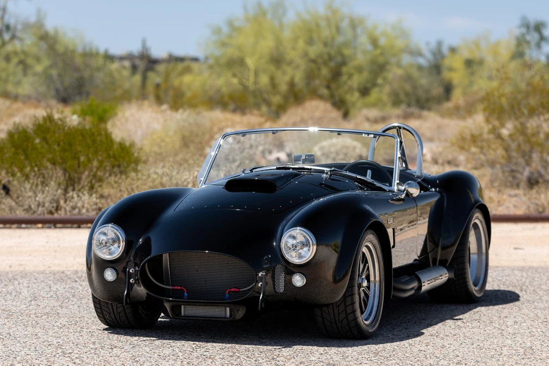 Shelby Cobra Replica - Image 21 of 31