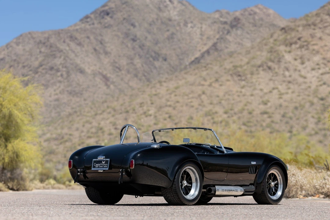 Shelby Cobra Replica - Image 13 of 31
