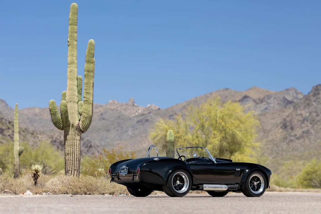 Shelby Cobra Replica - Image 12 of 31