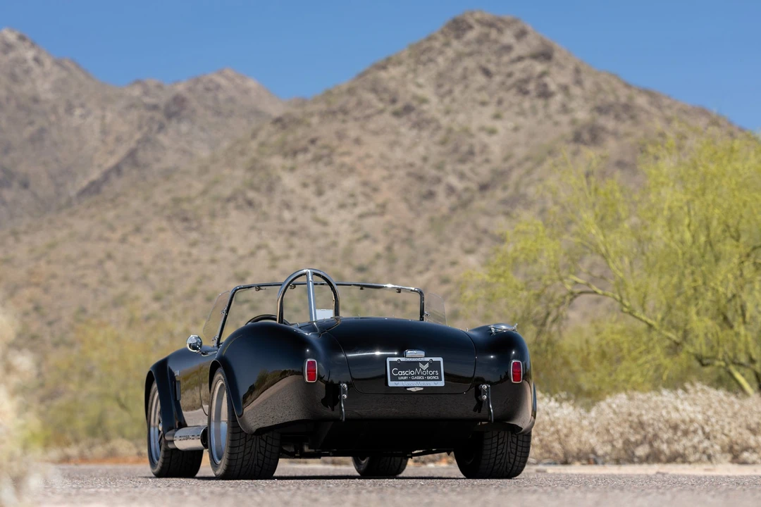 Shelby Cobra Replica - Image 11 of 31