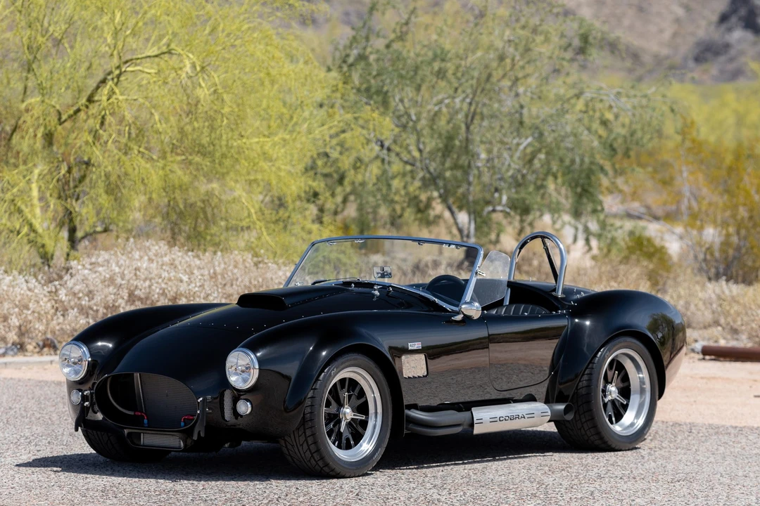 Shelby Cobra Replica - Image 26 of 31