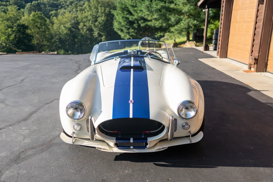 2003 Superformance - Image 15 of 31