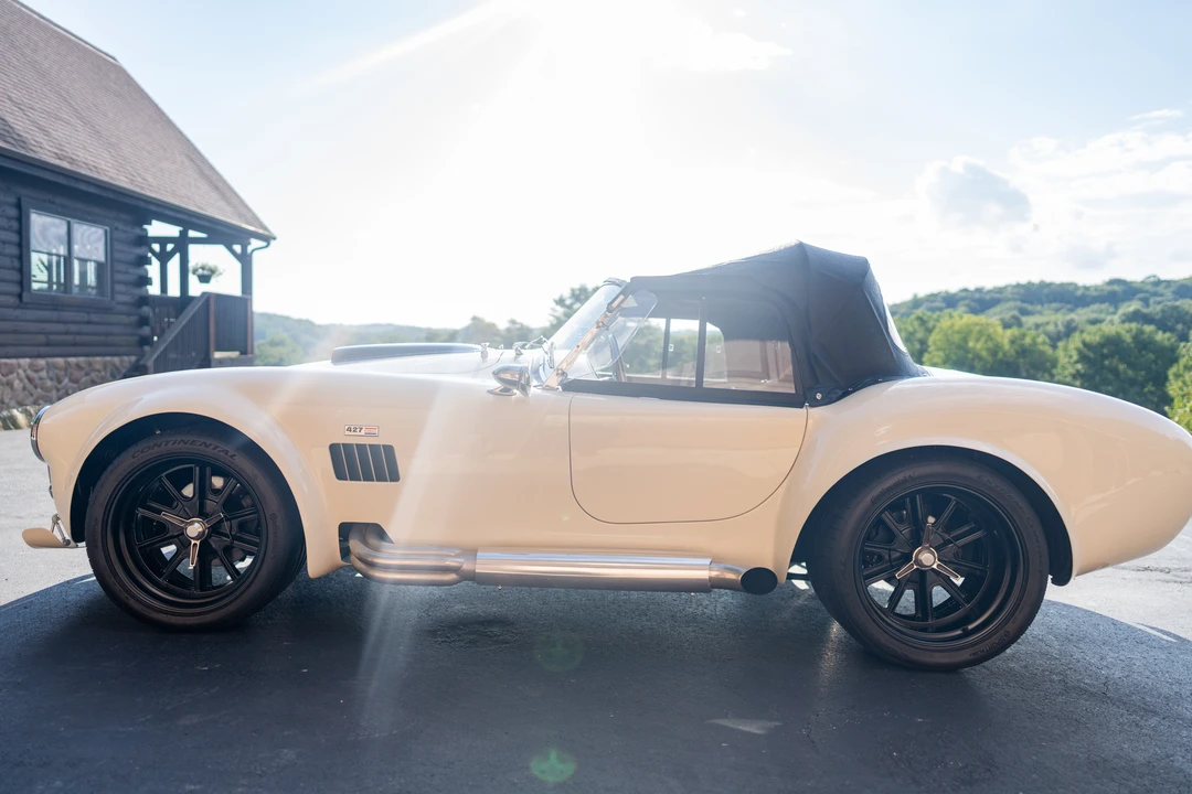 2003 Superformance - Image 3 of 31