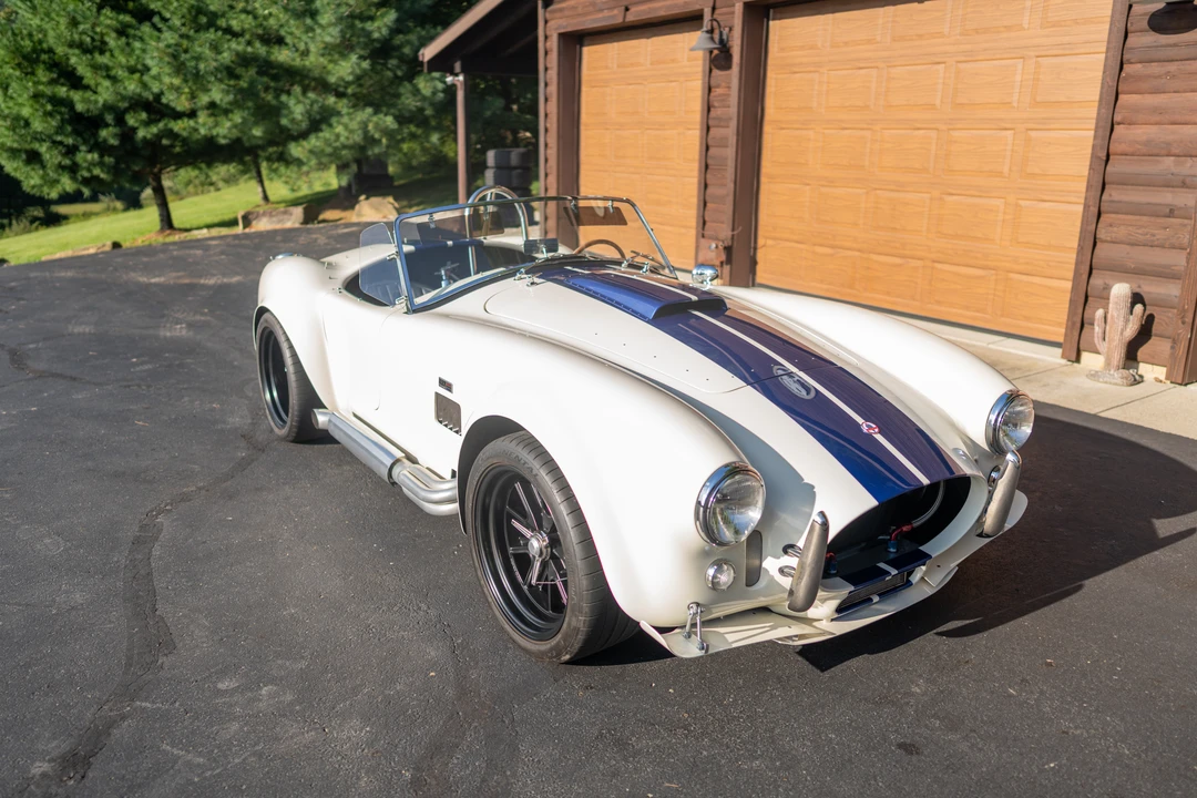 2003 Superformance - Image 13 of 31