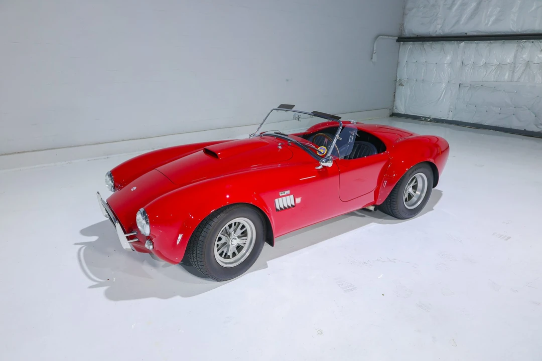 Shelby Cobra Replica - Image 3 of 31